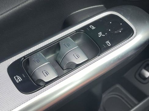 New 2026 Mercedes-Benz GLC 300 4MATIC image 32