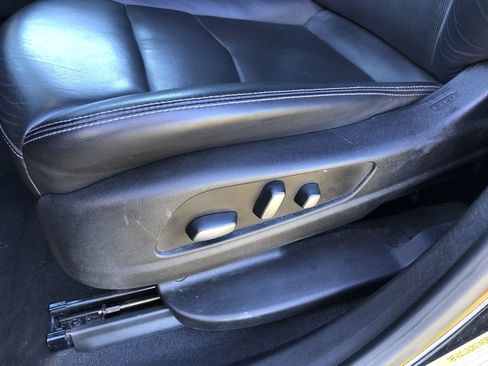 Used 2023 Cadillac XT5 Premium Luxury image 16