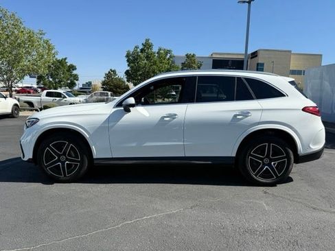 Used 2026 Mercedes-Benz GLC 300 image 4