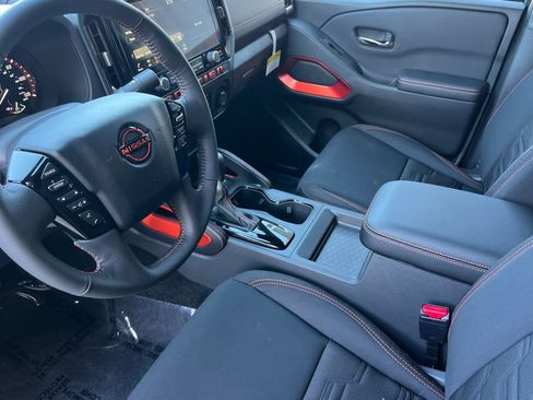 New 2025 Nissan Frontier Pro-X image 12