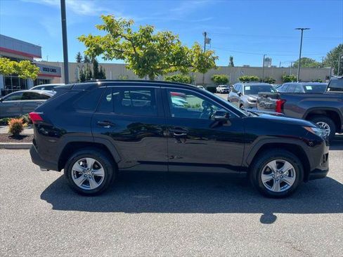 Certified 2025 Toyota RAV4 XLE AWD/4WD image 6