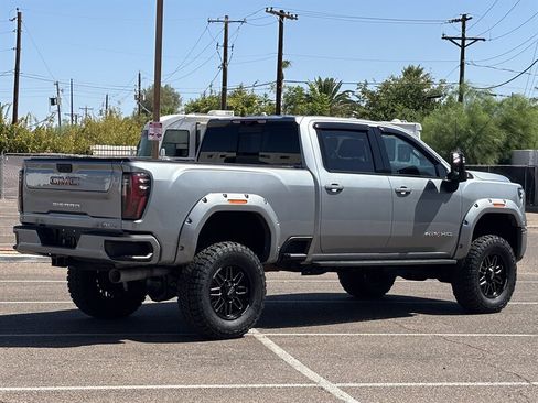Used 2024 GMC Sierra 3500 AT4 w/ AT4 Premium Plus Package AWD/4WD image 5