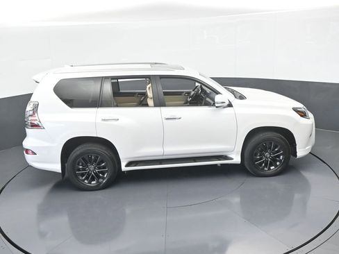 Used 2023 Lexus GX 460 Premium image 60
