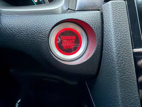 Used 2018 Honda Civic EX-L image 32