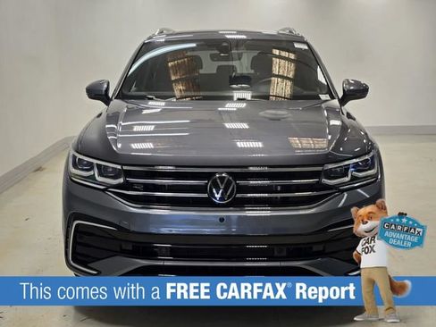 Used 2024 Volkswagen Tiguan SEL R-Line AWD/4WD image 2