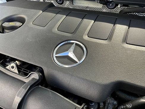 Certified 2023 Mercedes-Benz GLB 250 4MATIC image 33