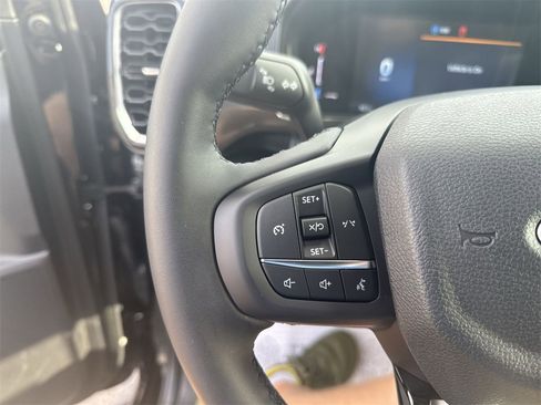 New 2025 Ford Ranger XLT w/ Equipment Group 301A High image 18