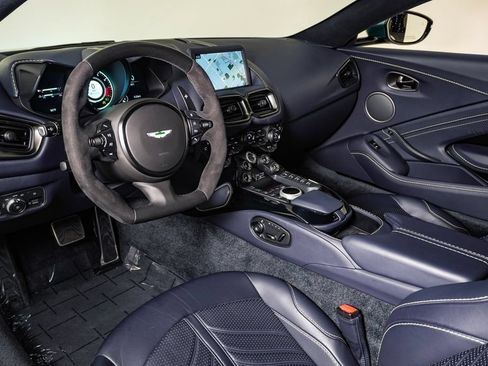 Used 2023 Aston Martin V12 Vantage RWD image 24