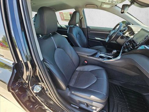 Used 2023 Toyota Camry XLE FWD image 20