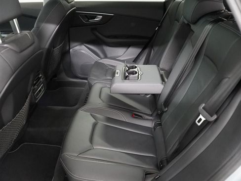 Used 2023 Audi Q8 Premium w/ Convenience Package AWD/4WD image 16