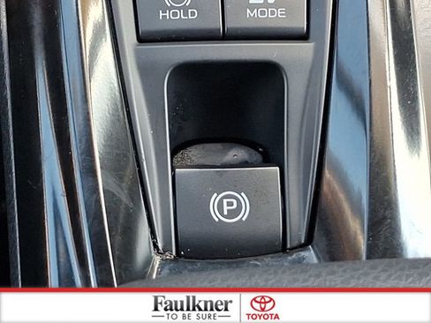Used 2025 Toyota Camry SE FWD image 24