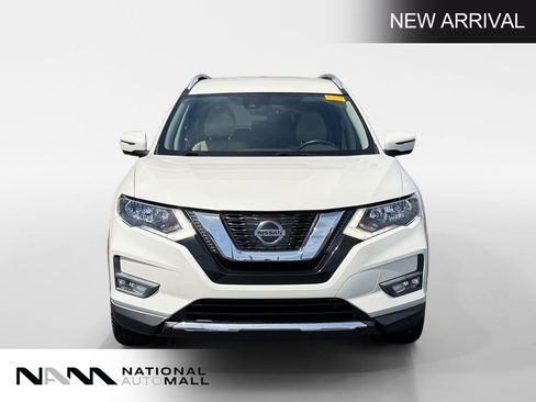 Used 2017 Nissan Rogue SL image 8