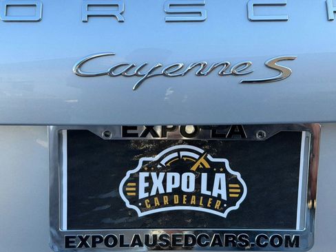 Used 2016 Porsche Cayenne S AWD/4WD image 17