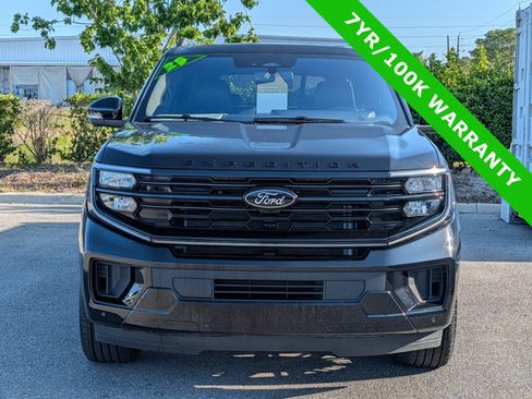 Certified 2025 Ford Expedition Max Platinum w/ Stealth Performance Package AWD/4WD image 8