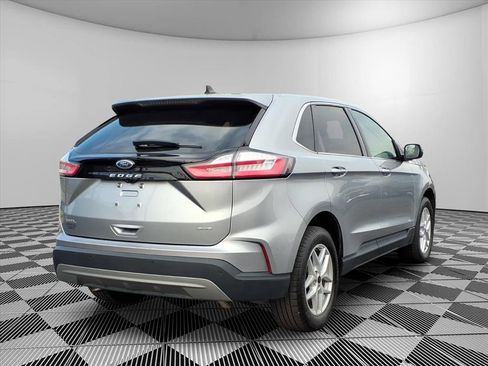 Used 2024 Ford Edge SEL image 7