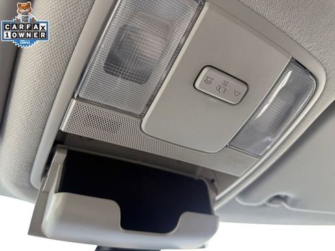 Certified 2025 Kia Soul LX w/ LX Technology Package FWD image 11