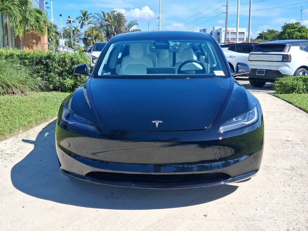 Used 2024 Tesla Model 3 Standard Range RWD image 2