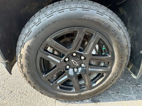 Used 2024 Chevrolet Silverado 1500 RST w/ Protection Package AWD/4WD image 12