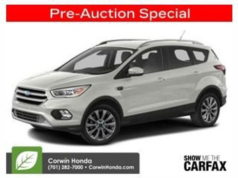 Used 2017 Ford Escape SE w/ Equipment Group 201A FWD image 1