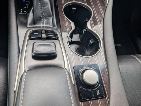 Used 2017 Lexus RX 350 350 4D Sport Utility w/ Luxury Package image 16