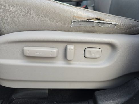 Used 2016 Honda Pilot Touring image 15