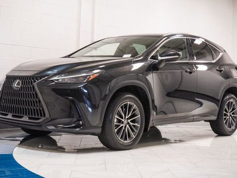 Used 2022 Lexus NX 350 AWD image 4
