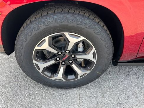 New 2026 GMC Yukon XL AT4 Ultimate AWD/4WD image 19
