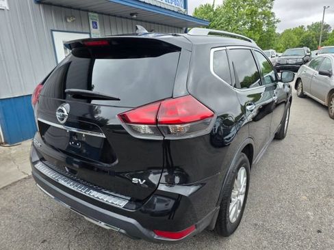 Used 2018 Nissan Rogue SV FWD image 5