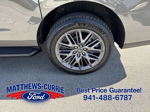 New 2026 Ford Expedition Max Platinum w/ Stealth Appearance Package AWD/4WD image 17