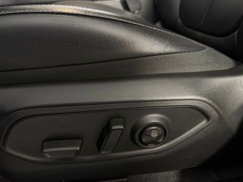 Used 2025 Jeep Grand Cherokee Limited 4xe image 23