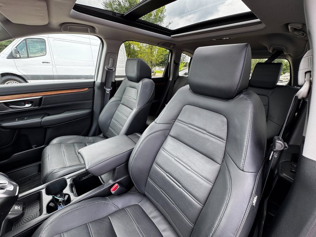 Used 2019 Honda CR-V Touring image 13
