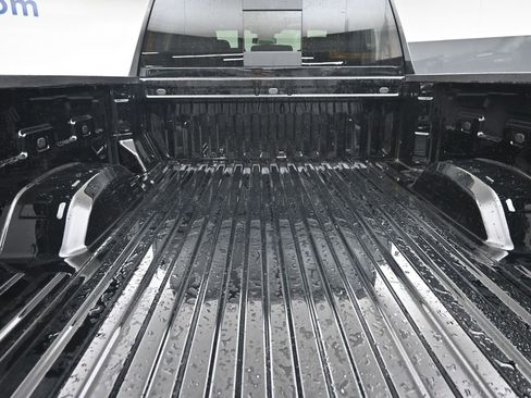 New 2026 Chevrolet Silverado 2500 LT w/ All Star Edition AWD/4WD image 11
