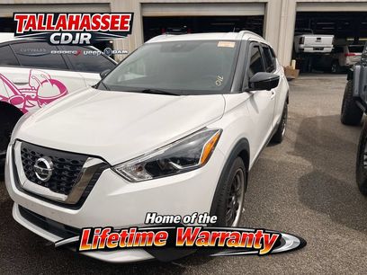 Used 2020 Nissan Kicks SR w/ Exterior Package