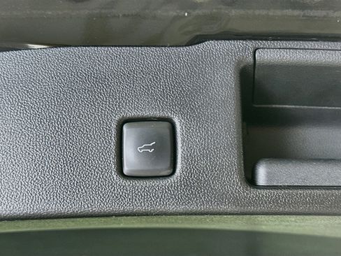 Used 2025 Ford Escape ST-Line Select AWD/4WD image 28