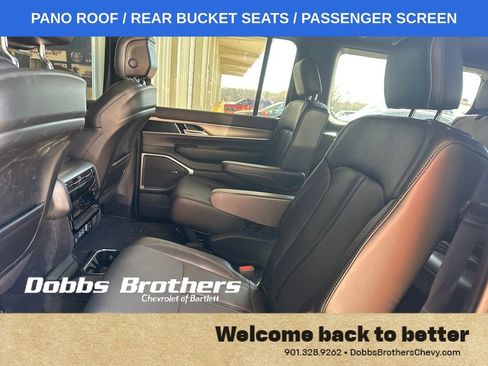 Used 2024 Jeep Wagoneer Series II image 12