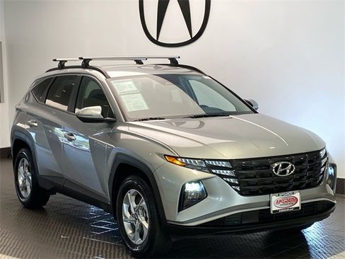 Used 2022 Hyundai Tucson SEL w/ Cargo Package image 2