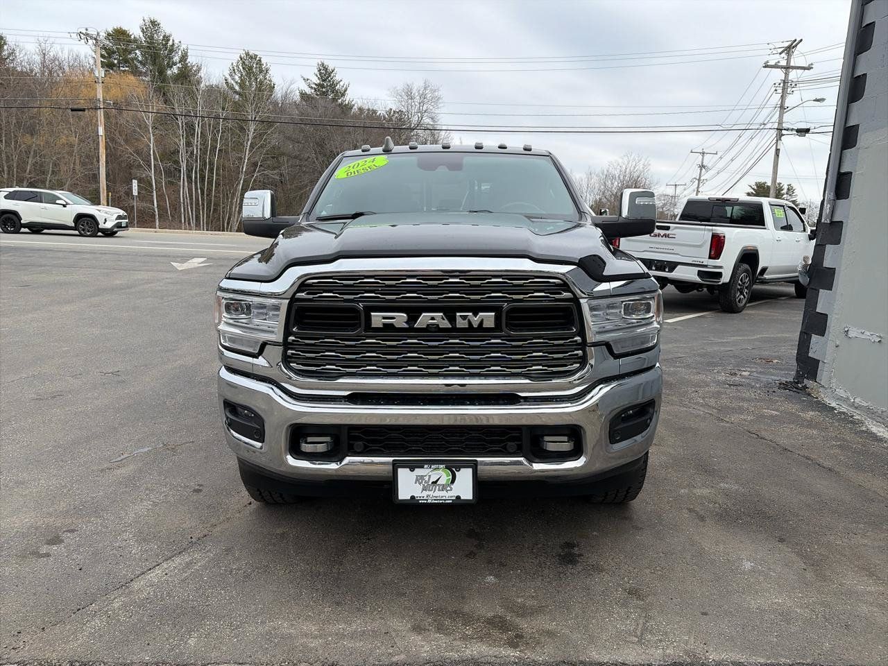 Used 2024 RAM 3500 Limited AWD/4WD image 3