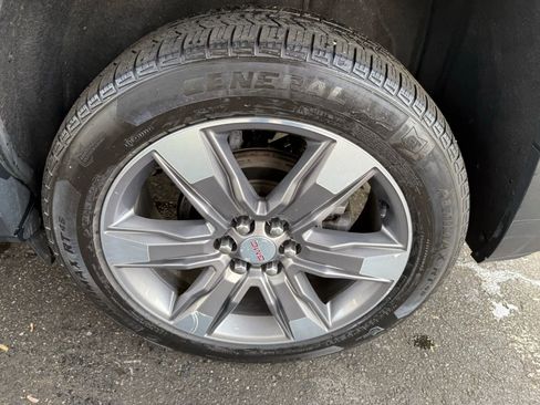 Used 2019 GMC Acadia SLT w/ LPO, Floor Liner Package image 47