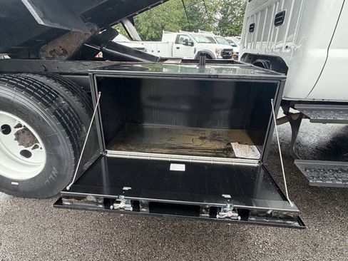 Used 2017 Ford F650 2WD SuperCab Super Duty image 51