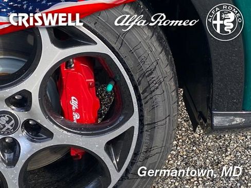 New 2024 Alfa Romeo Tonale Veloce image 12