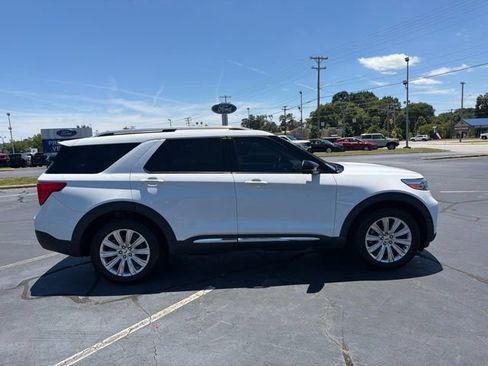 Certified 2021 Ford Explorer Limited w/ Equipment Group 301A AWD/4WD image 8