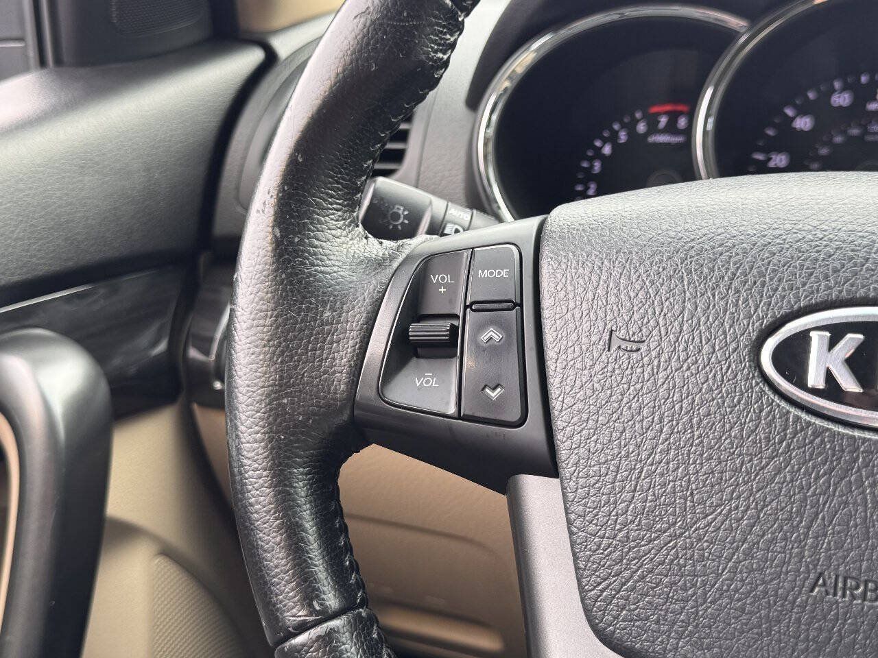Used 2013 Kia Sorento EX AWD/4WD image 37