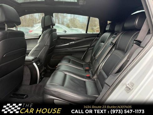 Used 2017 BMW 535i Gran Turismo image 17