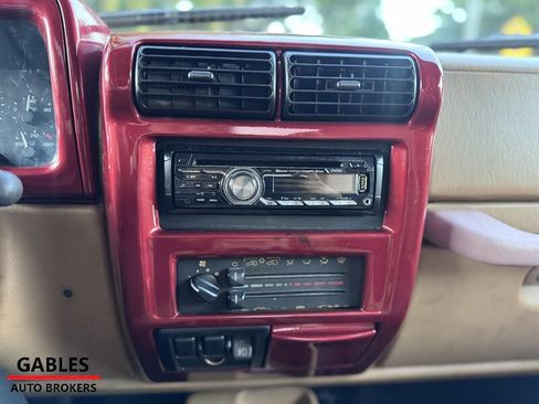 Used 1998 Jeep Wrangler Sport image 14