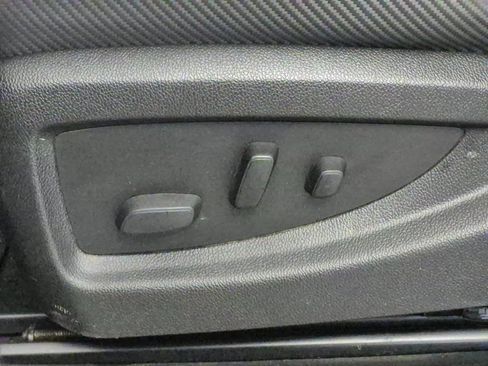 Used 2016 GMC Sierra 2500 SLT w/ Duramax Plus Package image 15