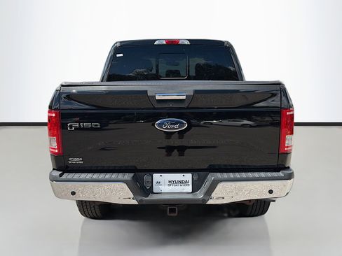 Used 2017 Ford F150 XLT w/ Equipment Group 302A Luxury image 4