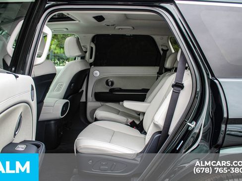 Used 2026 Hyundai Palisade Calligraphy FWD image 17