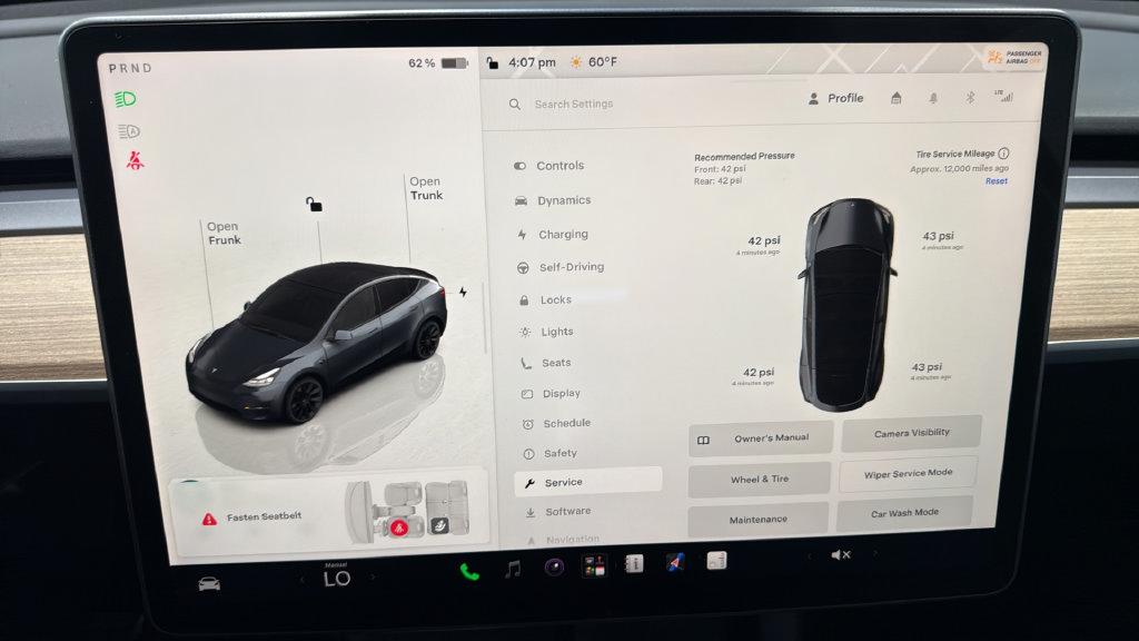 Used 2022 Tesla Model Y Long Range AWD/4WD image 45