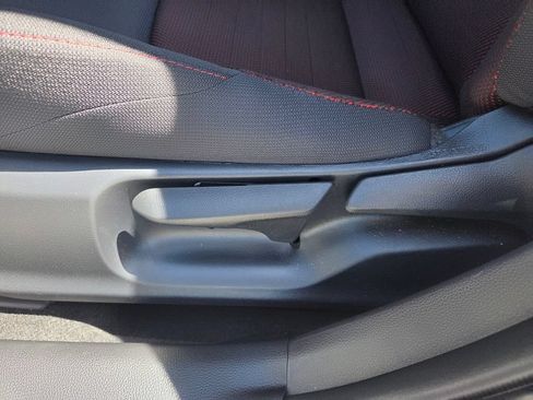 Used 2025 Toyota Corolla SE FWD image 5