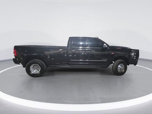 Used 2021 RAM 3500 Limited image 2